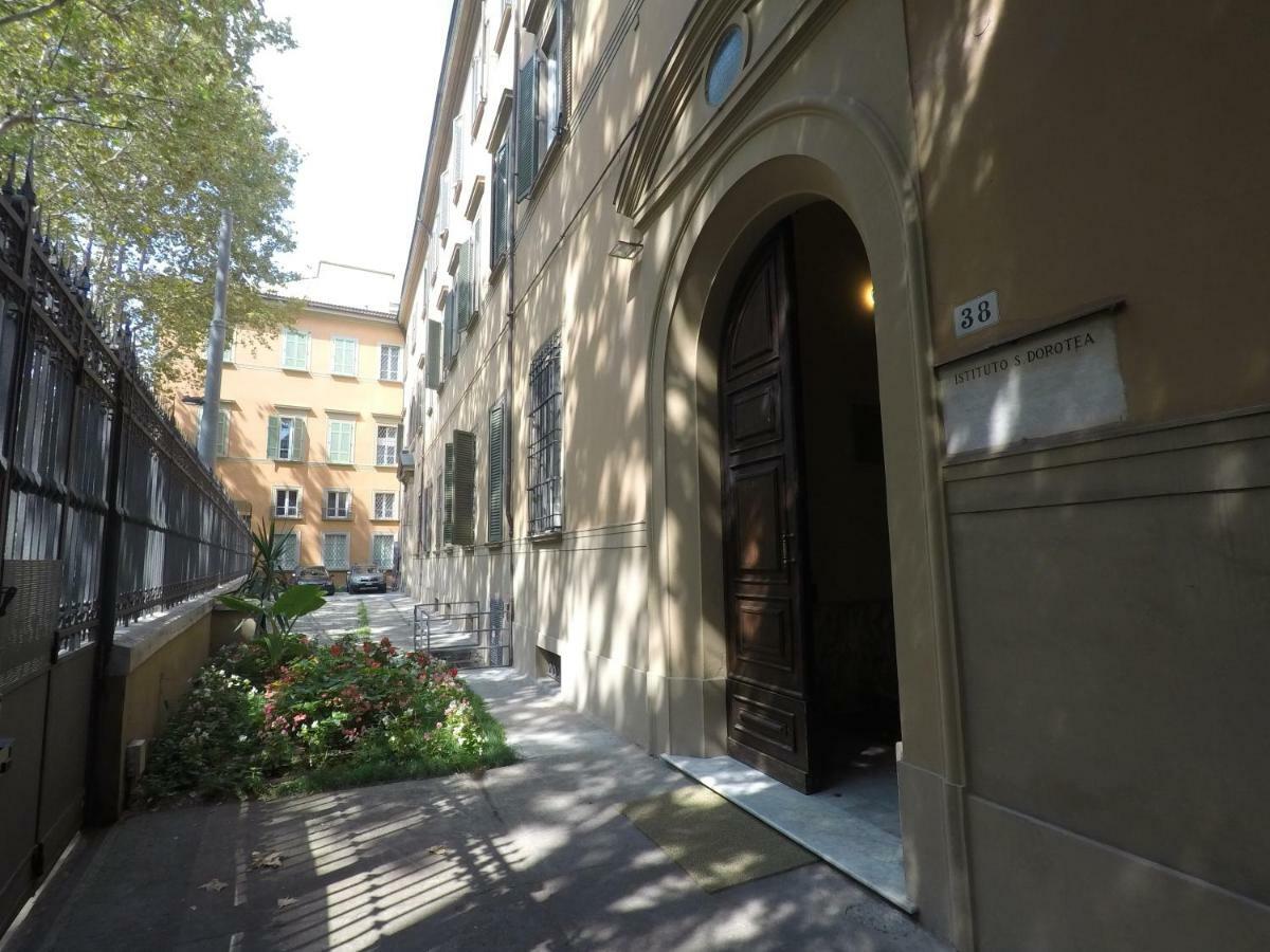 Convent Palace Apartment Bologna Exterior photo