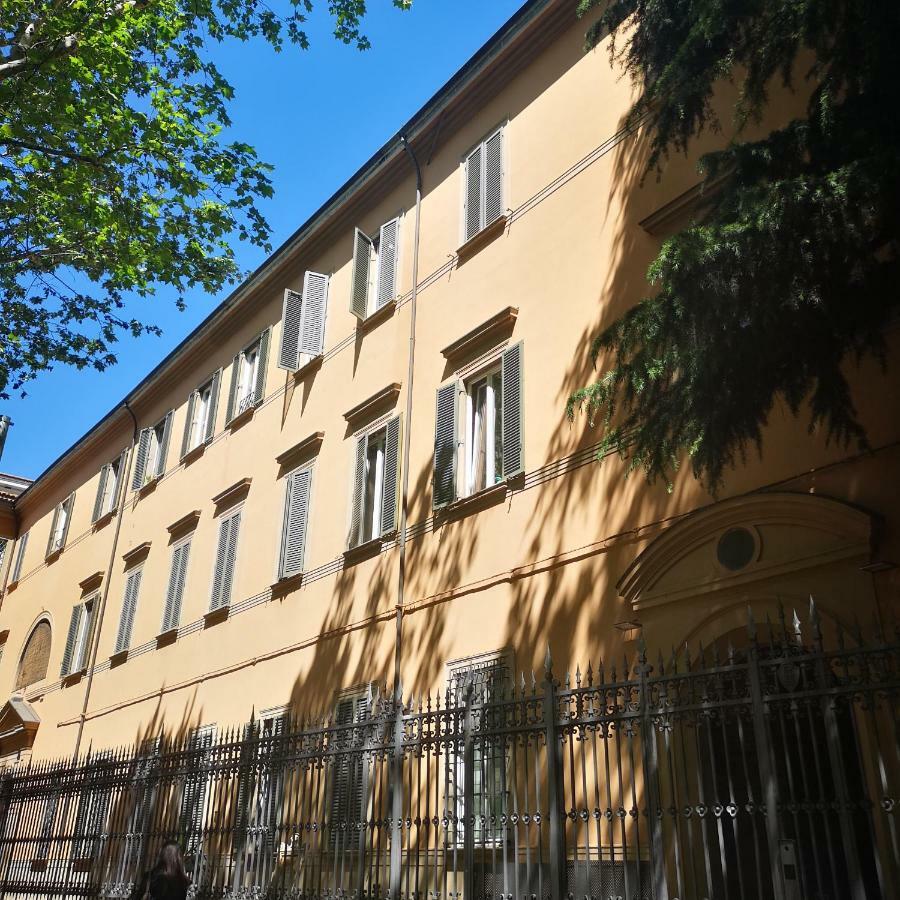 Convent Palace Apartment Bologna Exterior photo